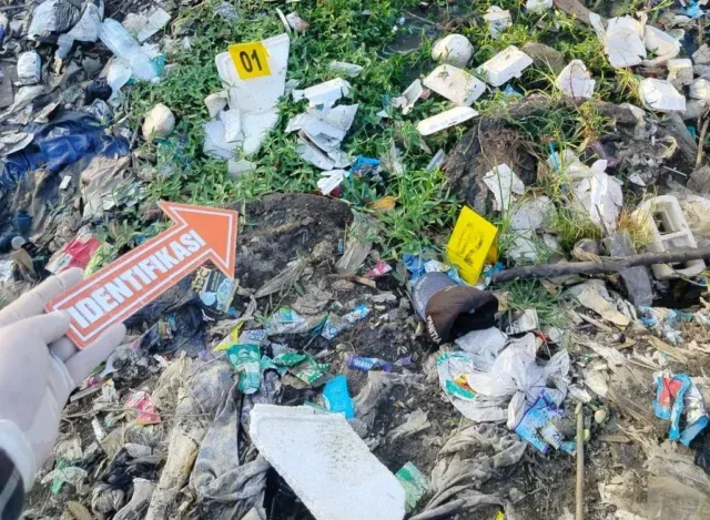 Gerak Cepat Polisi Tangani Warga Terjatuh di Kali Tangkil