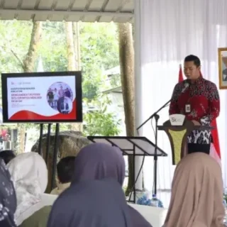 OJK Cirebon dan Pemkab Majalengka Sinergi Kembangkan Keuangan Inklusif di Desa Gunung Kuning