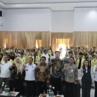 OJK Cirebon Bentengi Mahasiswa UNIKU dari Jerat Pinjol Ilegal dan Judol