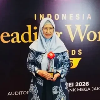 Anggota DPRD Jabar dr Ratnawati Raih Penghargaan Kartini CNN Indonesia